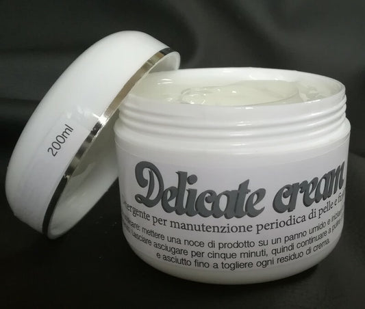 Delicate Cream - crema detergente e nutriente per pelle auto